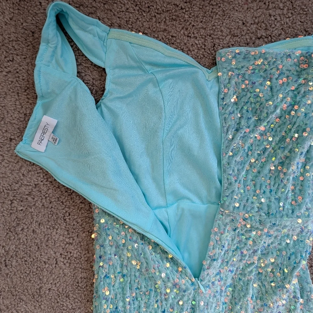 Faeriesty Mint Off Shoulder Sweetheart Neck High Slit Sequin Party Dress Size XS